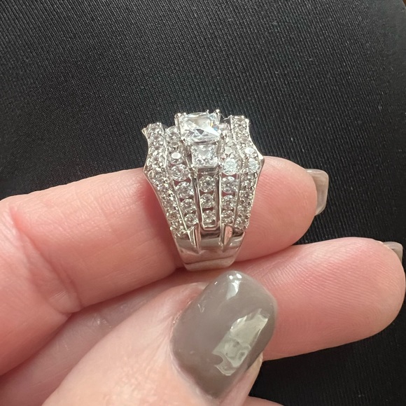 JTV - Bella Luce White Cubic Zirconia Rhodium Over Sterling Silver Ring - Picture 5 of 13